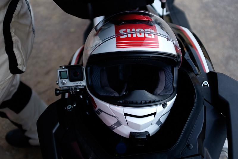 Honda X-ADV 2017 - 16 - Coffre casque GoPro